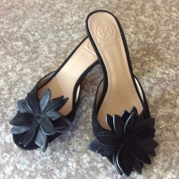 Tory Burch Shoes - Tory Burch Jules Sandals Black Flower Size 6